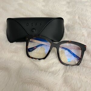 Diff Eyewear Blue Light Bella Tortoise Glasses (TO-BB10)